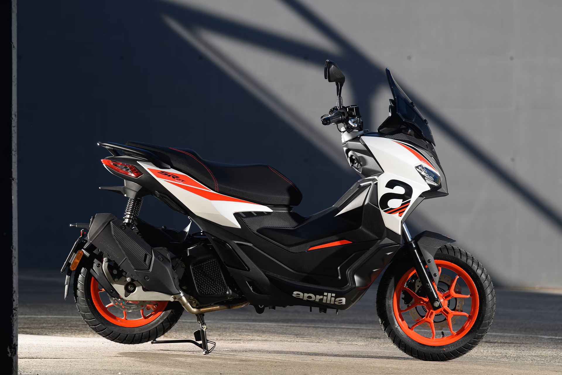 Investom moto Zlín, Aprilia SR GT Sport 125