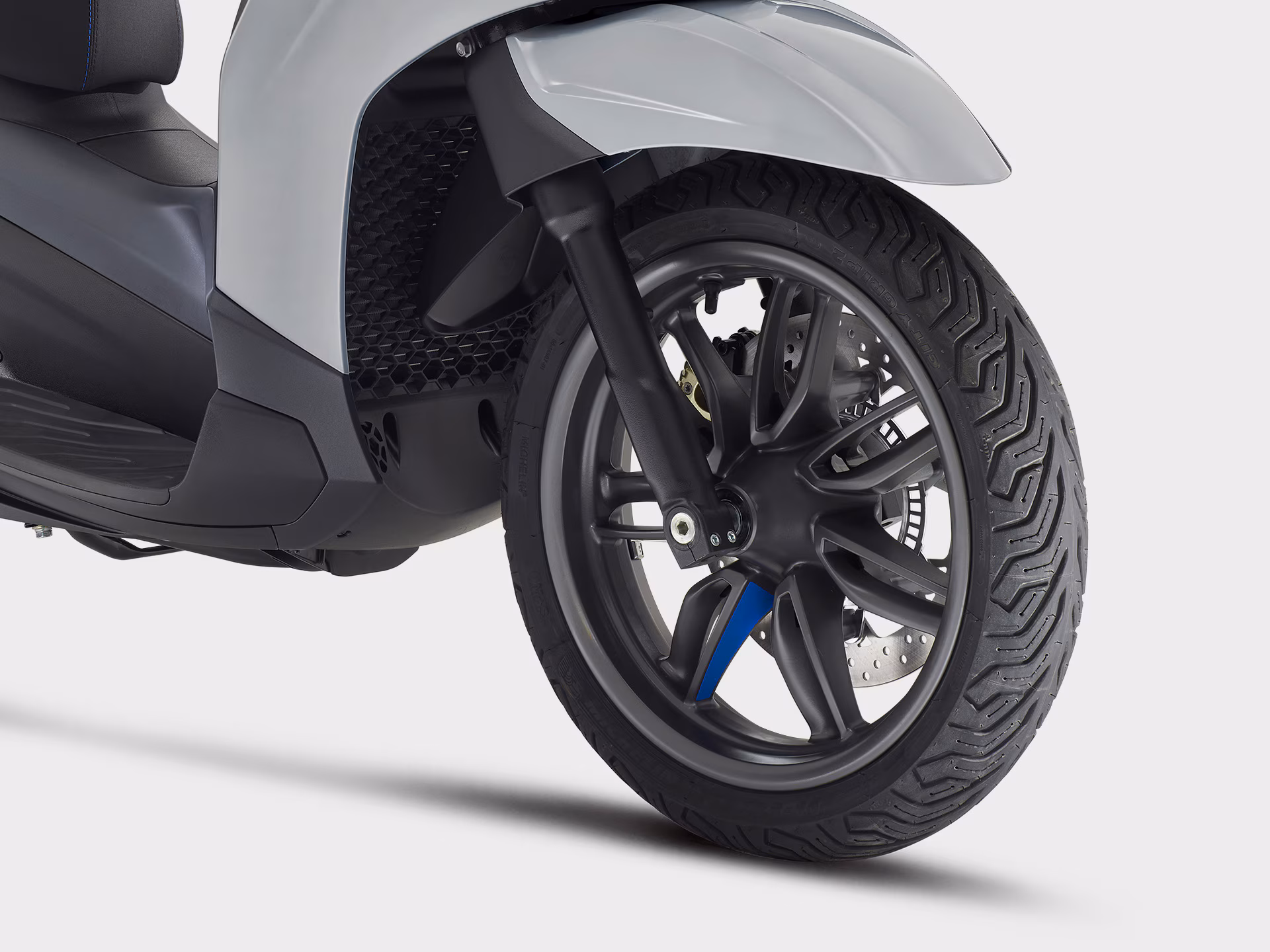 Investom moto Zlín, Piaggio Beverly S 310