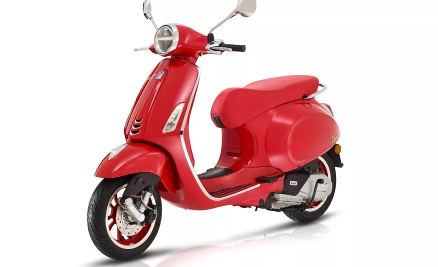 Investom moto Zlín, Vespa Primavera 125 RED