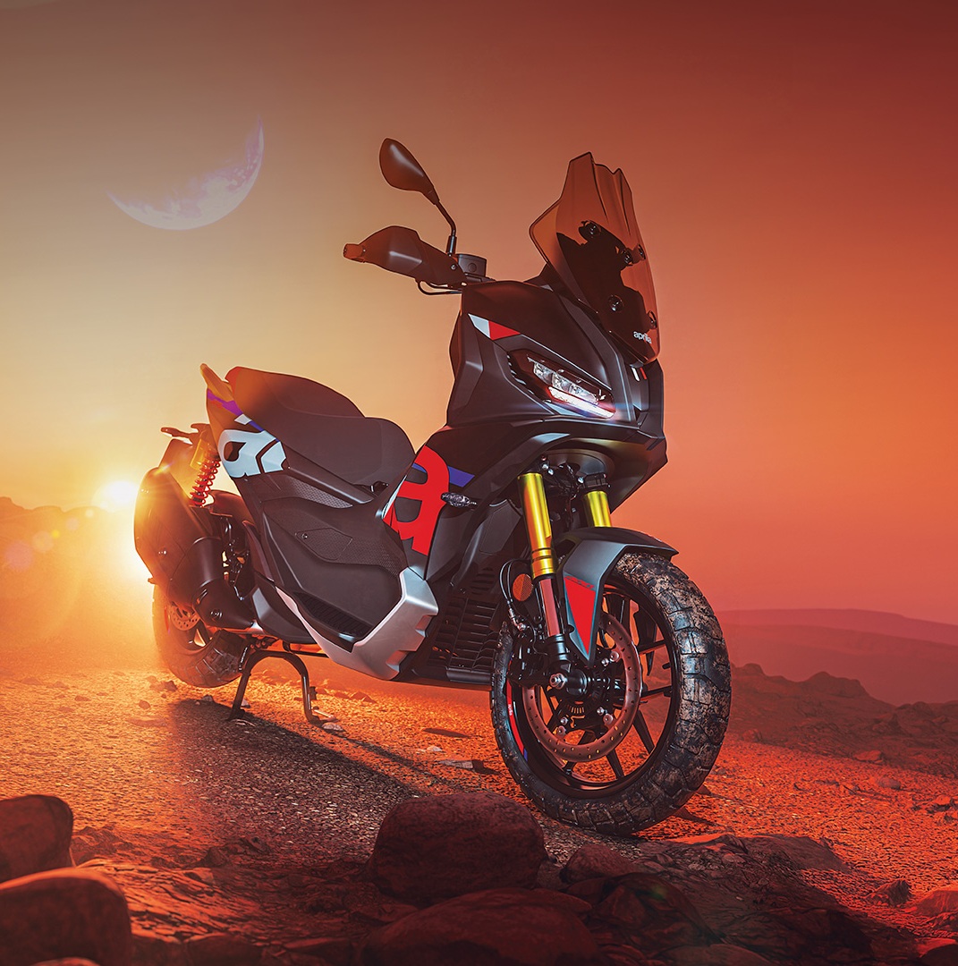 Skútr roku 2026 - Aprilia SR GT 400