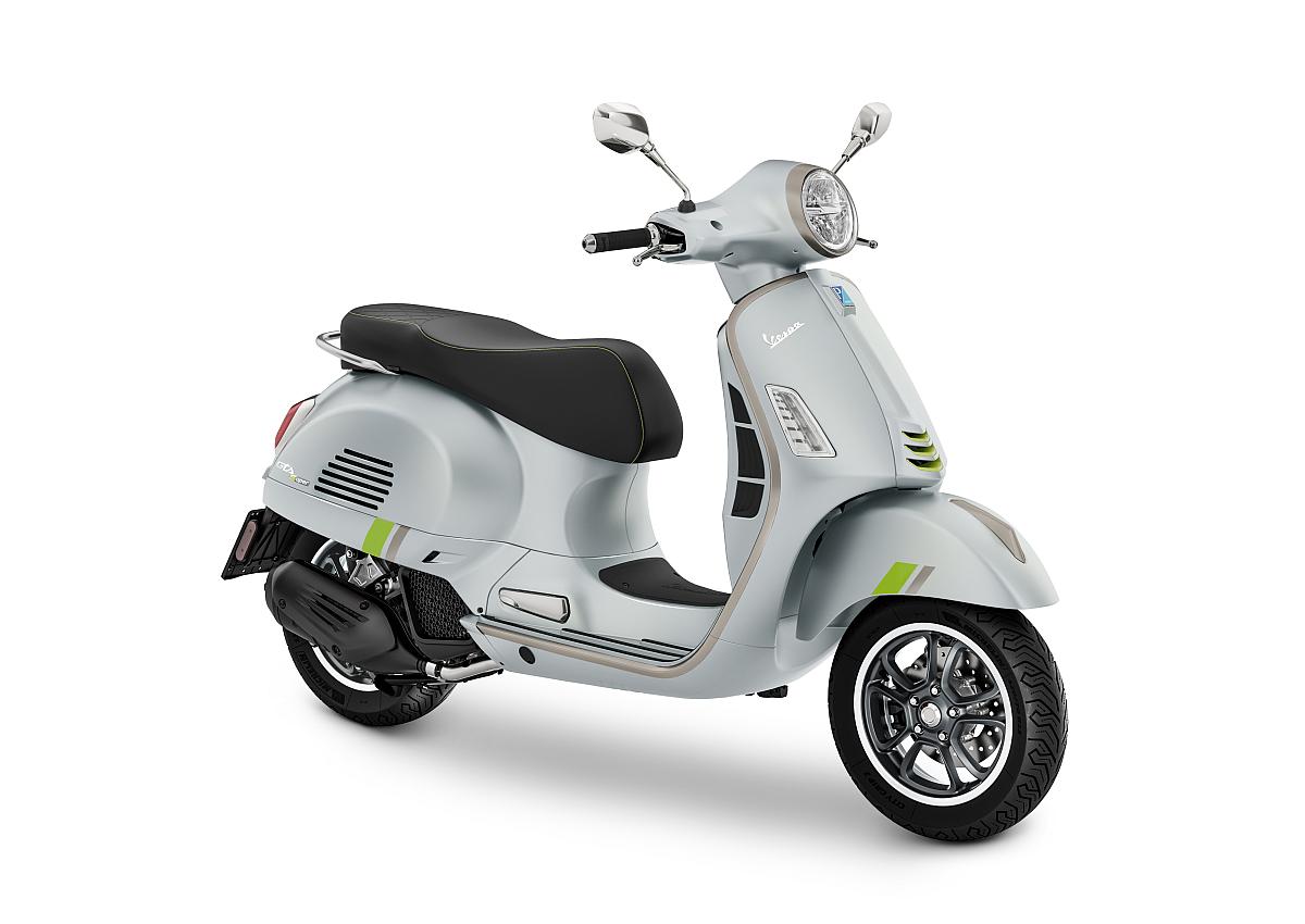 VESPA GTS 125 ABS, investom moto Zlín, skútr 125