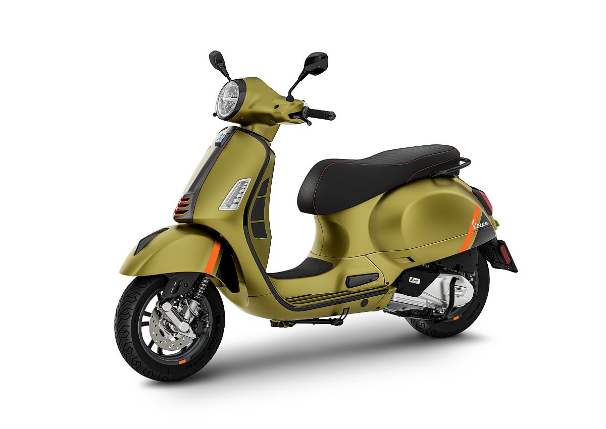 VESPA GTS 125 ABS, investom moto Zlín, skútr 125