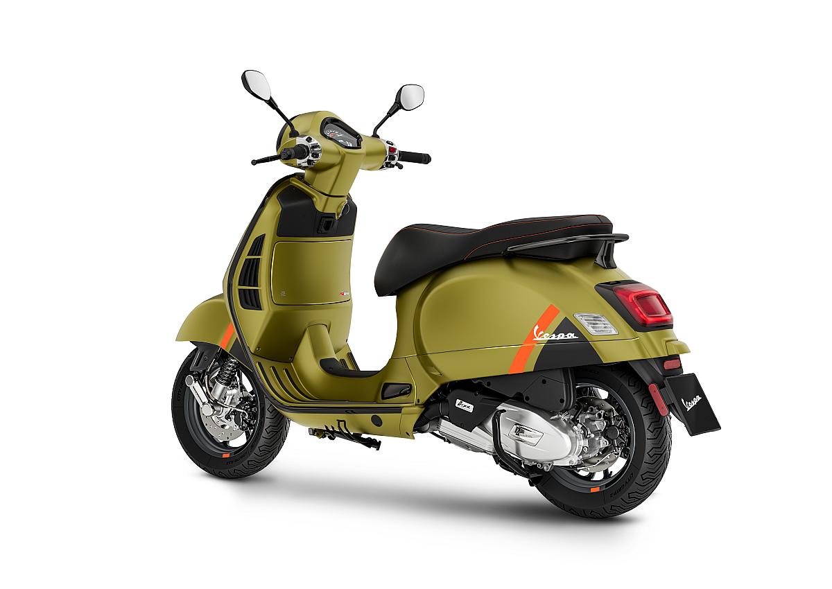 VESPA GTS 125 ABS, investom moto Zlín, skútr 125