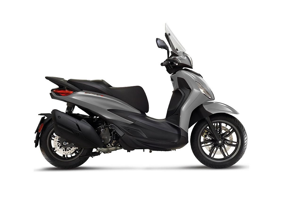 Piaggio Beverly S 400, investom moto Zlín, skútr A2