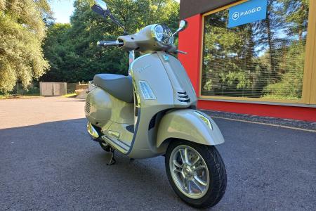Investom moto Zlín, Vespa GTS 310