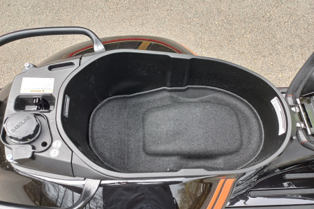 Investom moto Zlín Vespa GTV 300