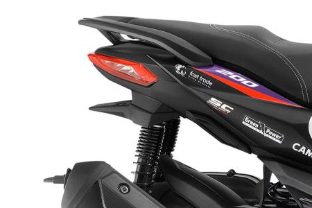 Investom moto Zlín, Aprilia SR GT 200 Replica