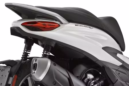 Investom moto Zlín, Piaggio Beverly 310