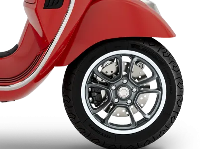 Investom moto Zlín, Vespa GTS 310 Super