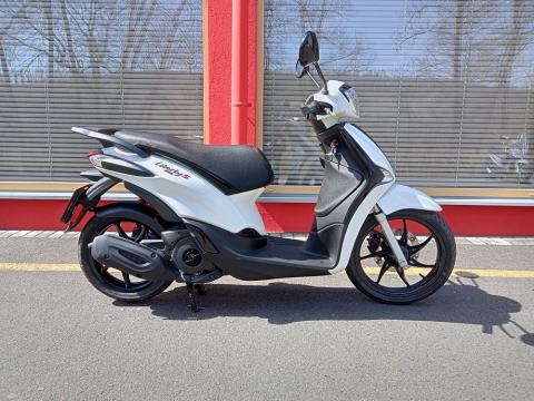 Piaggio Liberty S 125 ABS, investom moto Zlin, skútr 125