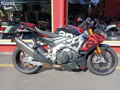 Aprilia Tuono V4 1100 Factory, Investom moto Zlín
