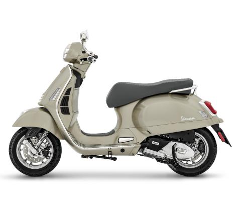 VESPA GTS 125 ABS, investom moto Zlín, skútr 125