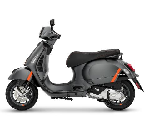 VESPA GTS 125 ABS, investom moto Zlín, skútr 125