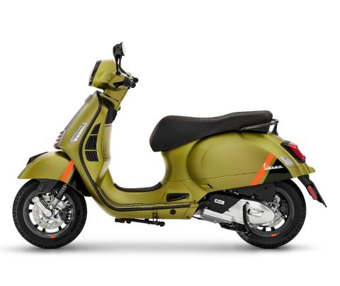 VESPA GTS 125 ABS, investom moto Zlín, skútr 125